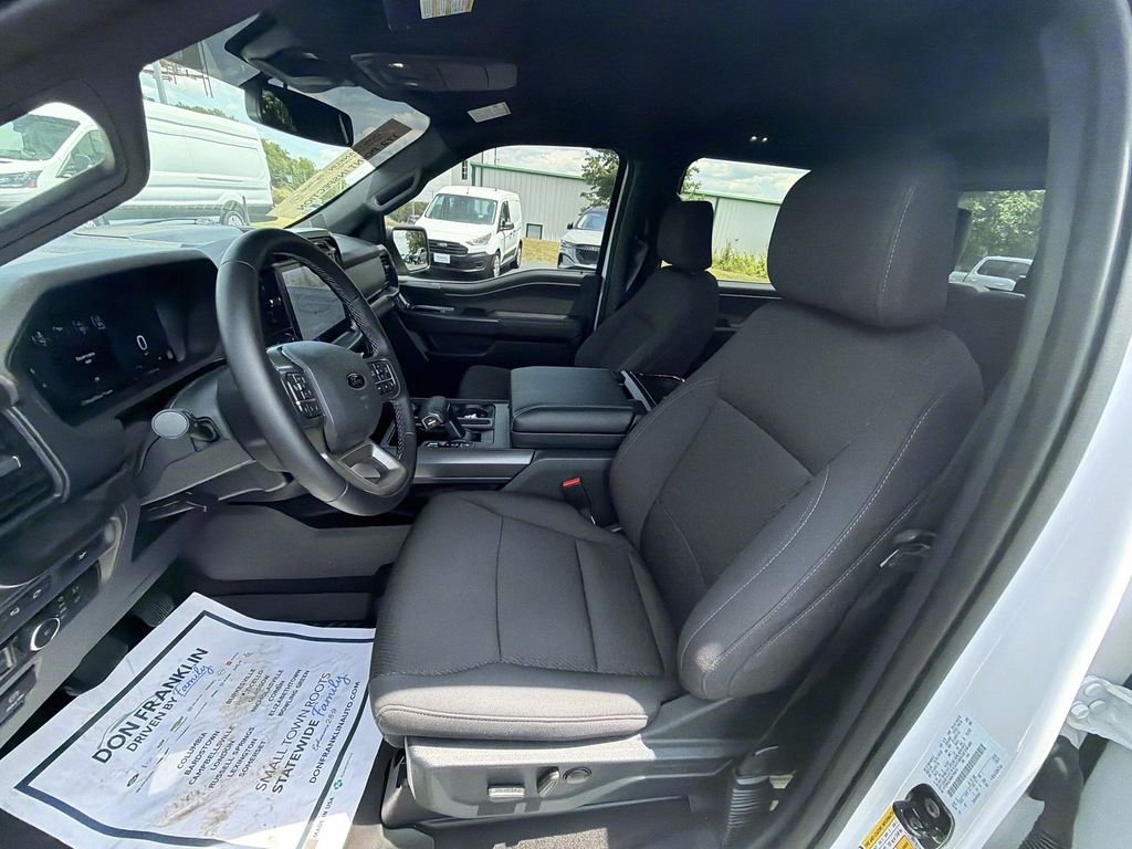 Used 2024 White Ford XLT image 10