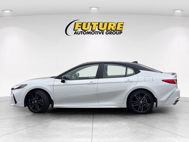 Used 2025 Off-White Toyota XSE image 7