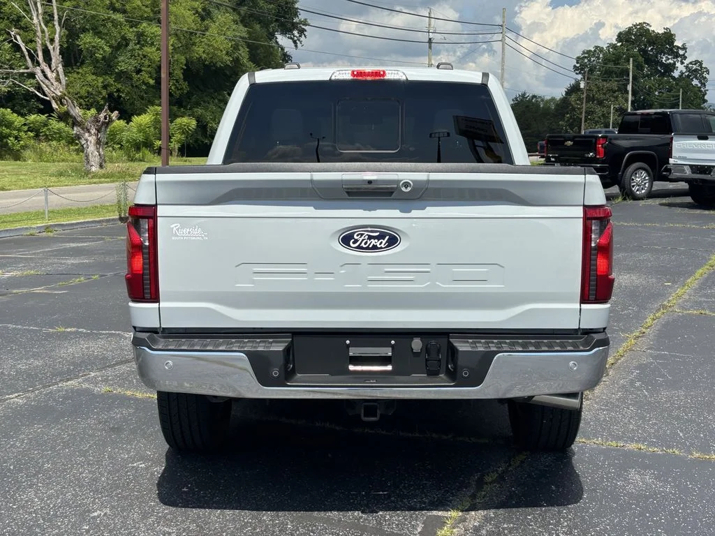 Used 2024 White Ford XLT image 8
