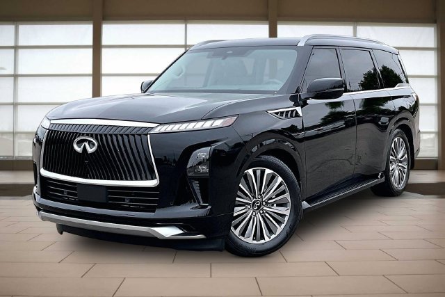 2026 INFINITI QX80 LUXE