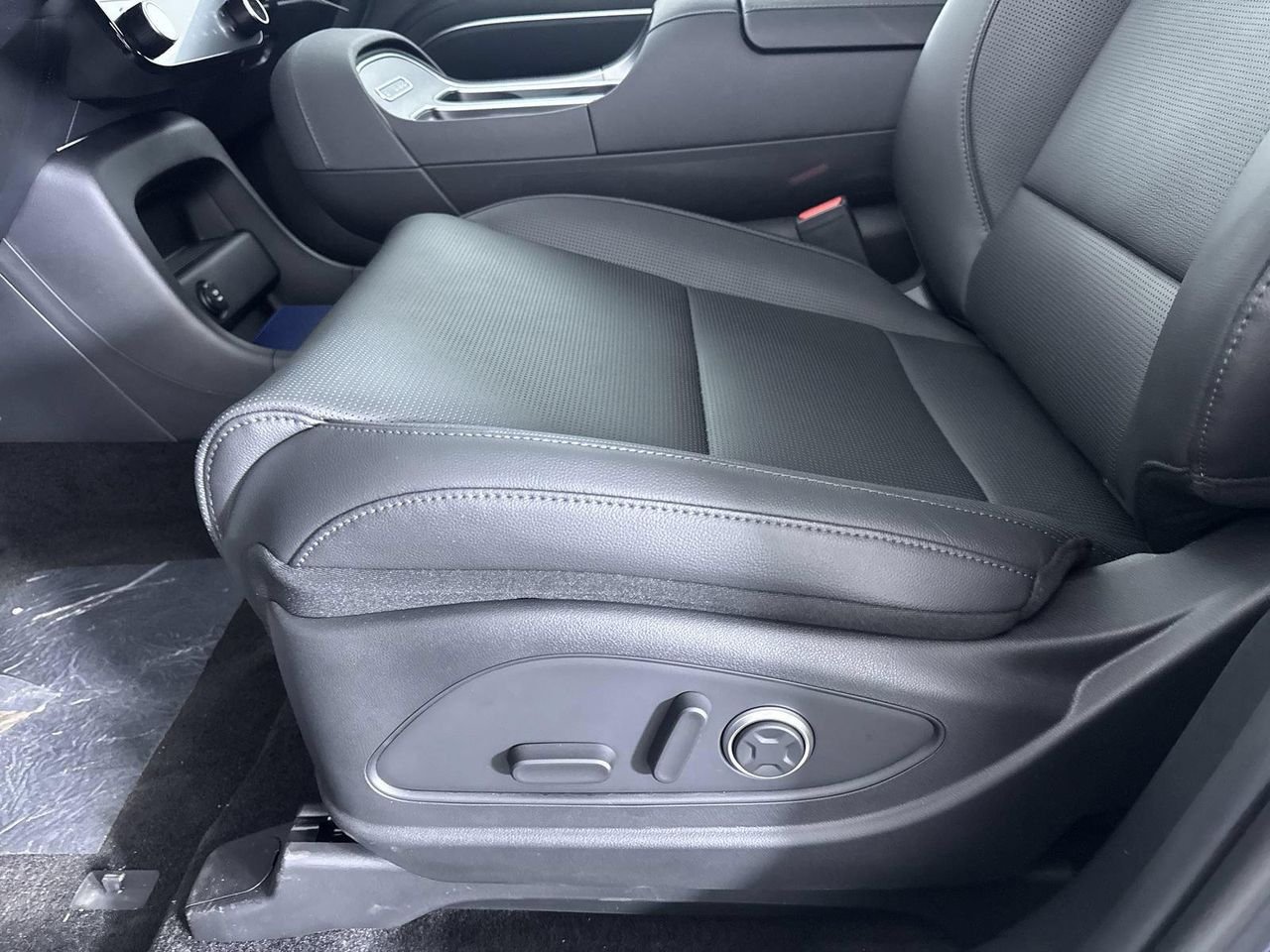 New 2026 Ecotronic Gray Pearl Hyundai Limited image 24