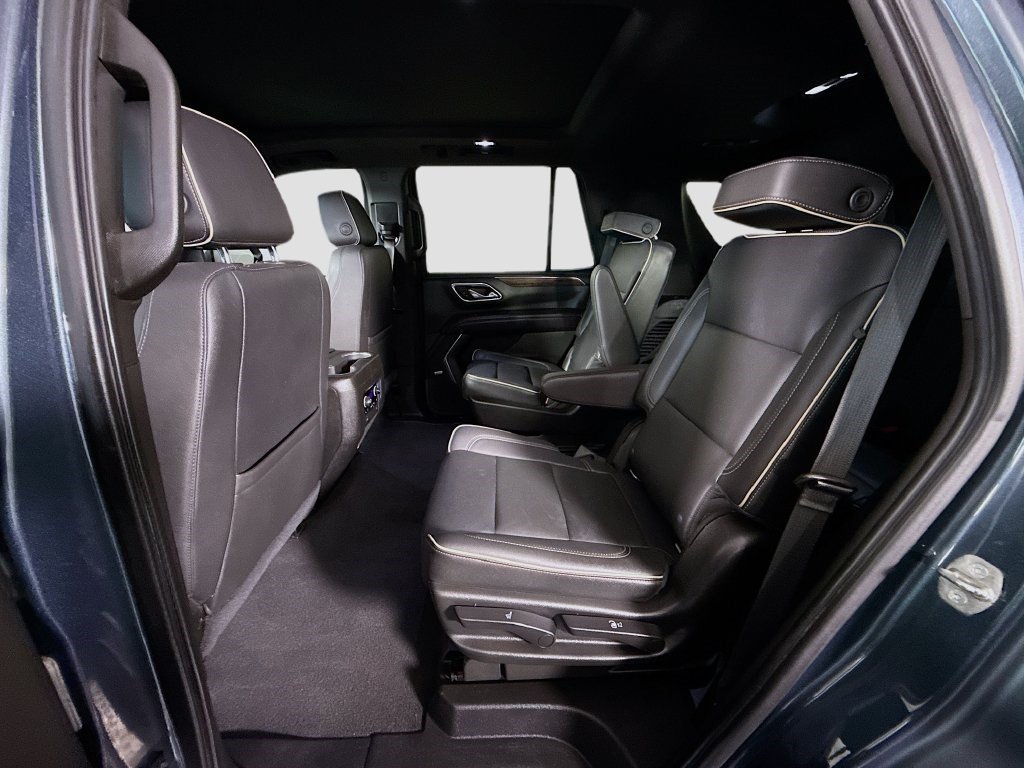 Used 2021 Shadow Gray Metallic Chevrolet Premier image 21