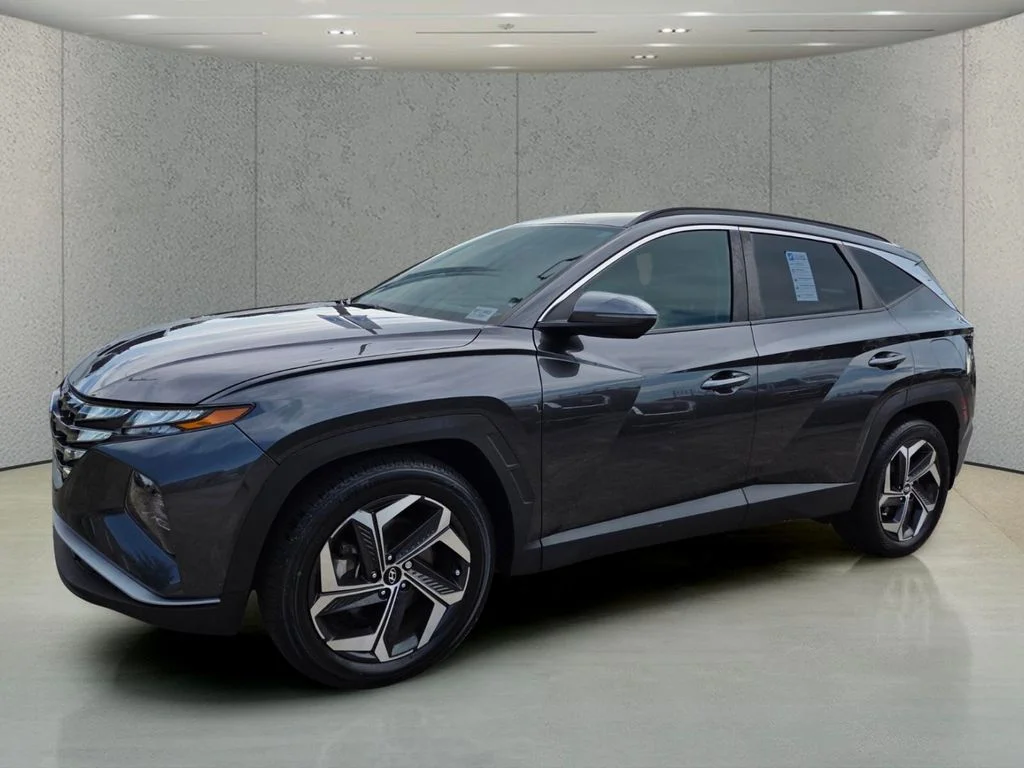 Used 2023 Gray Hyundai SEL image 9