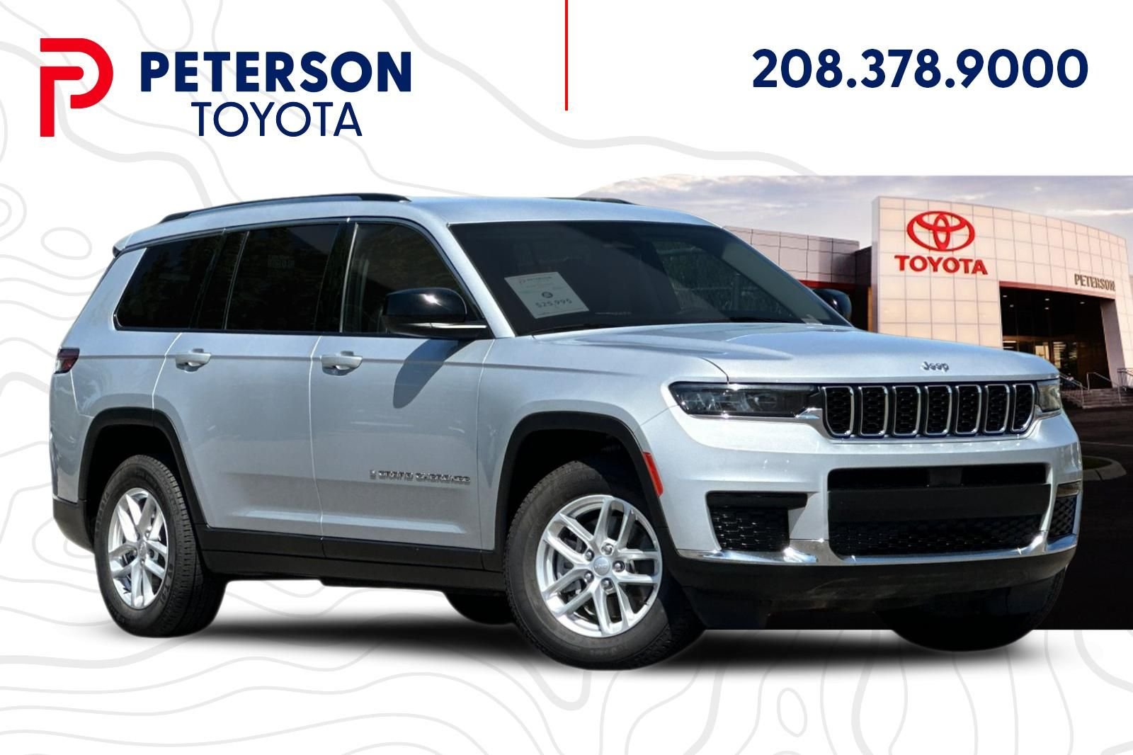 Used 2023 Silver Jeep Laredo image 1