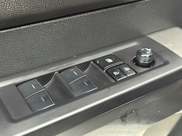 Used 2023 White Toyota SR5 image 19