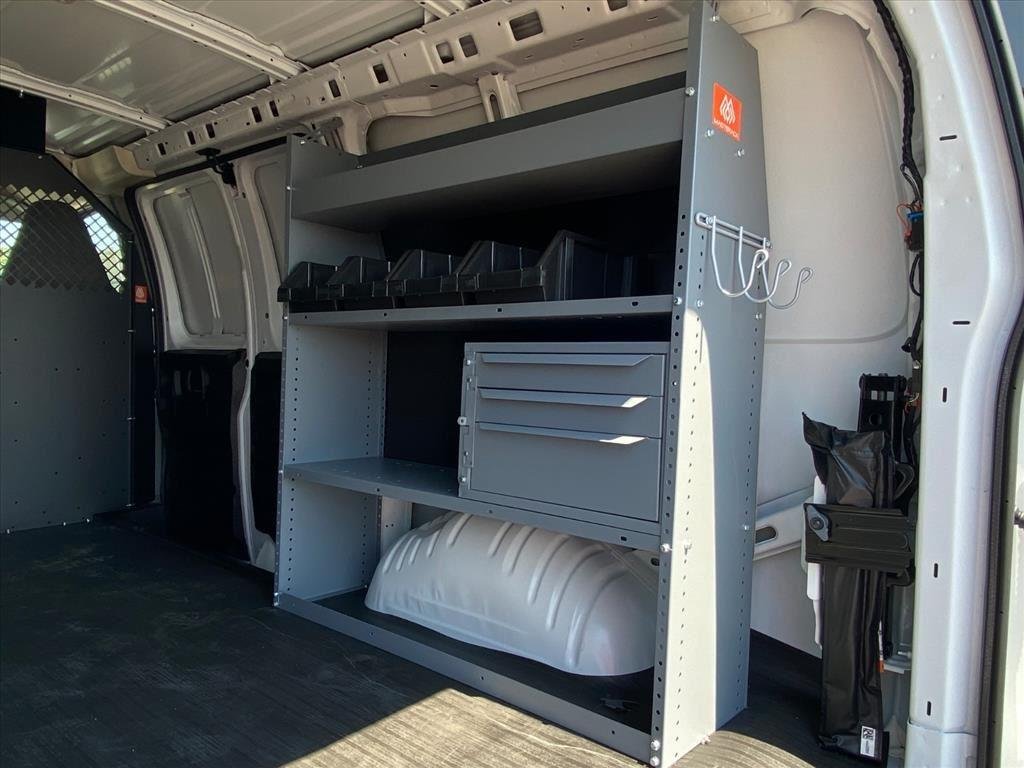 2025 Chevrolet Express Cargo Work Van - Photo 7