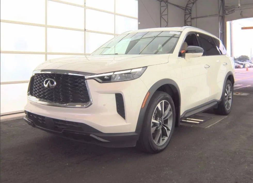 2023 INFINITI QX60 LUXE's photo