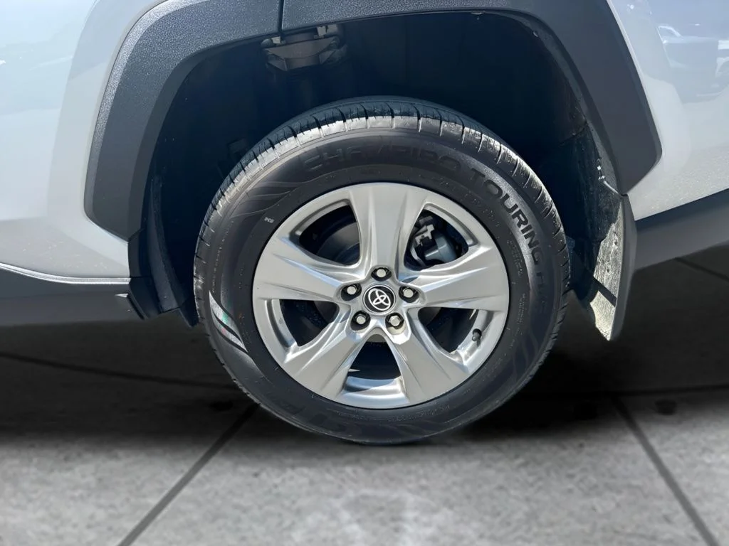Used 2025 Silver Toyota XLE image 24