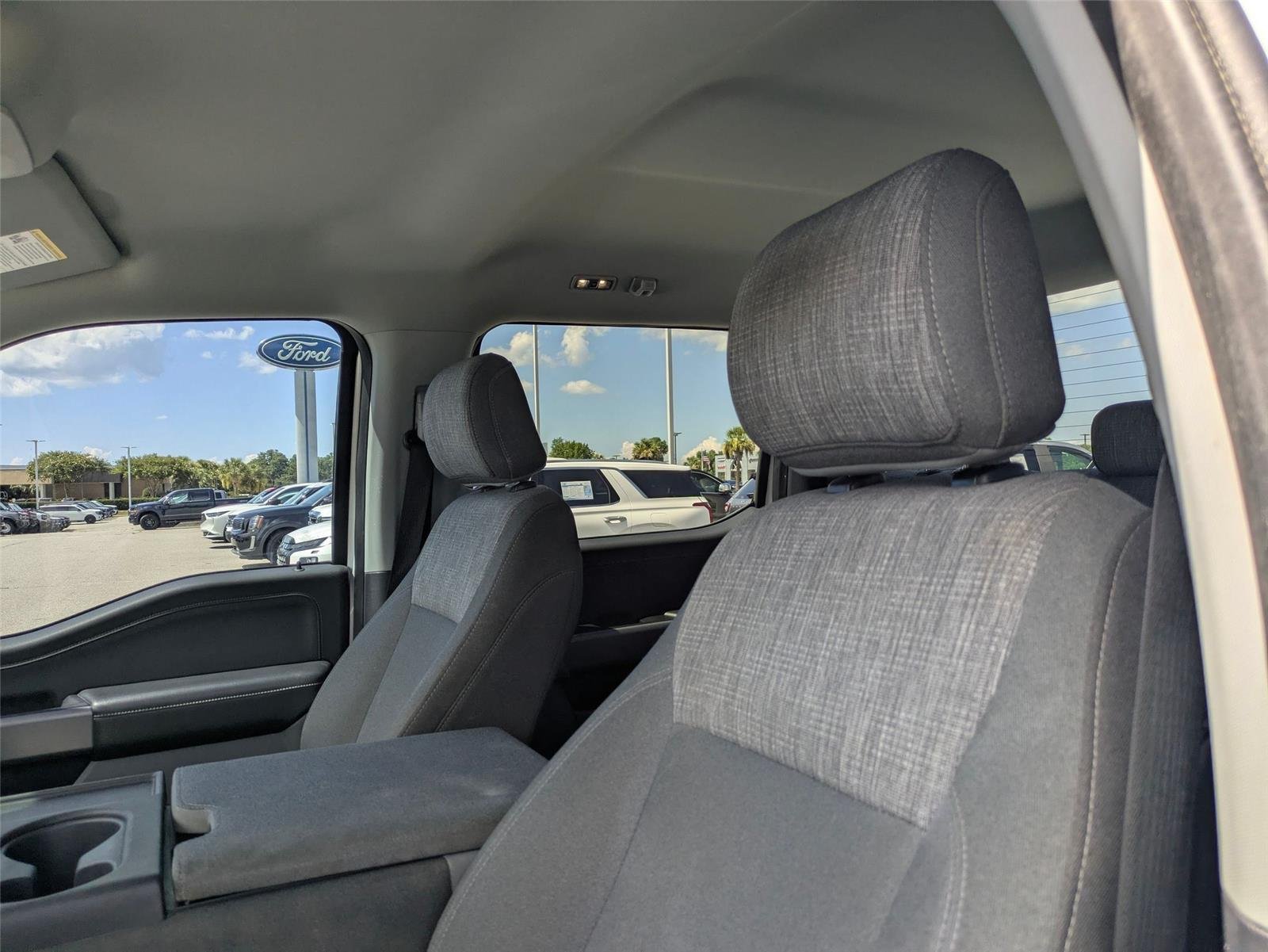Used 2021  Ford XLT image 14