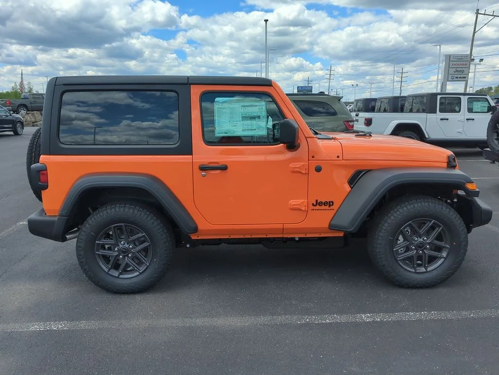 New 2026 Joose Jeep Sport S image 9
