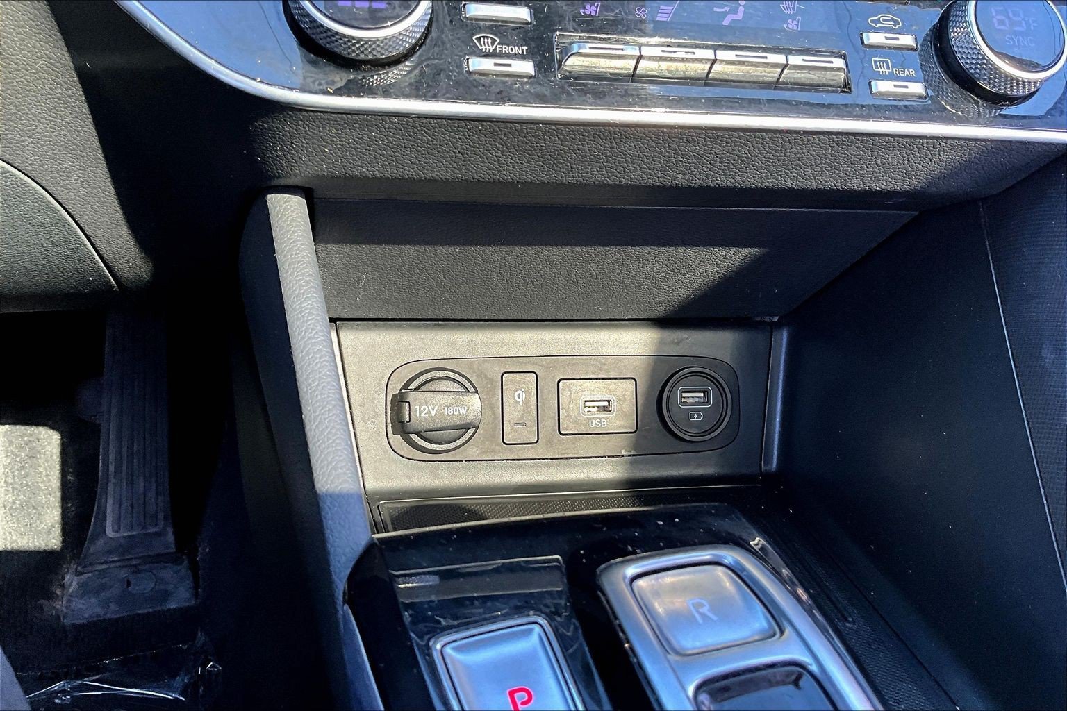 Used 2022 Gray Hyundai Limited image 10