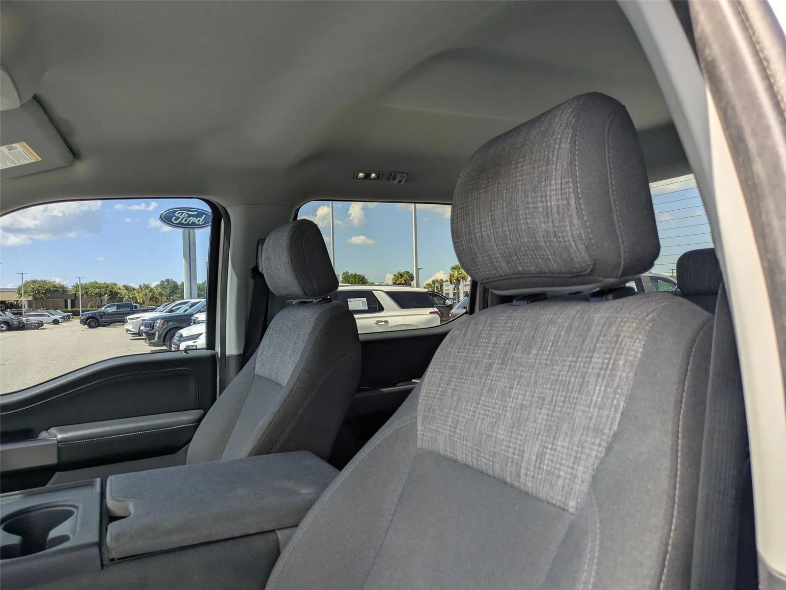 Used 2021  Ford XLT image 14