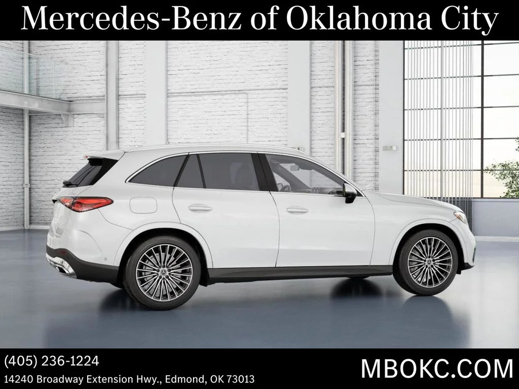 New 2026 MANUFAKTUR Moonlight White Metallic Mercedes-Benz GLC 300 image 19