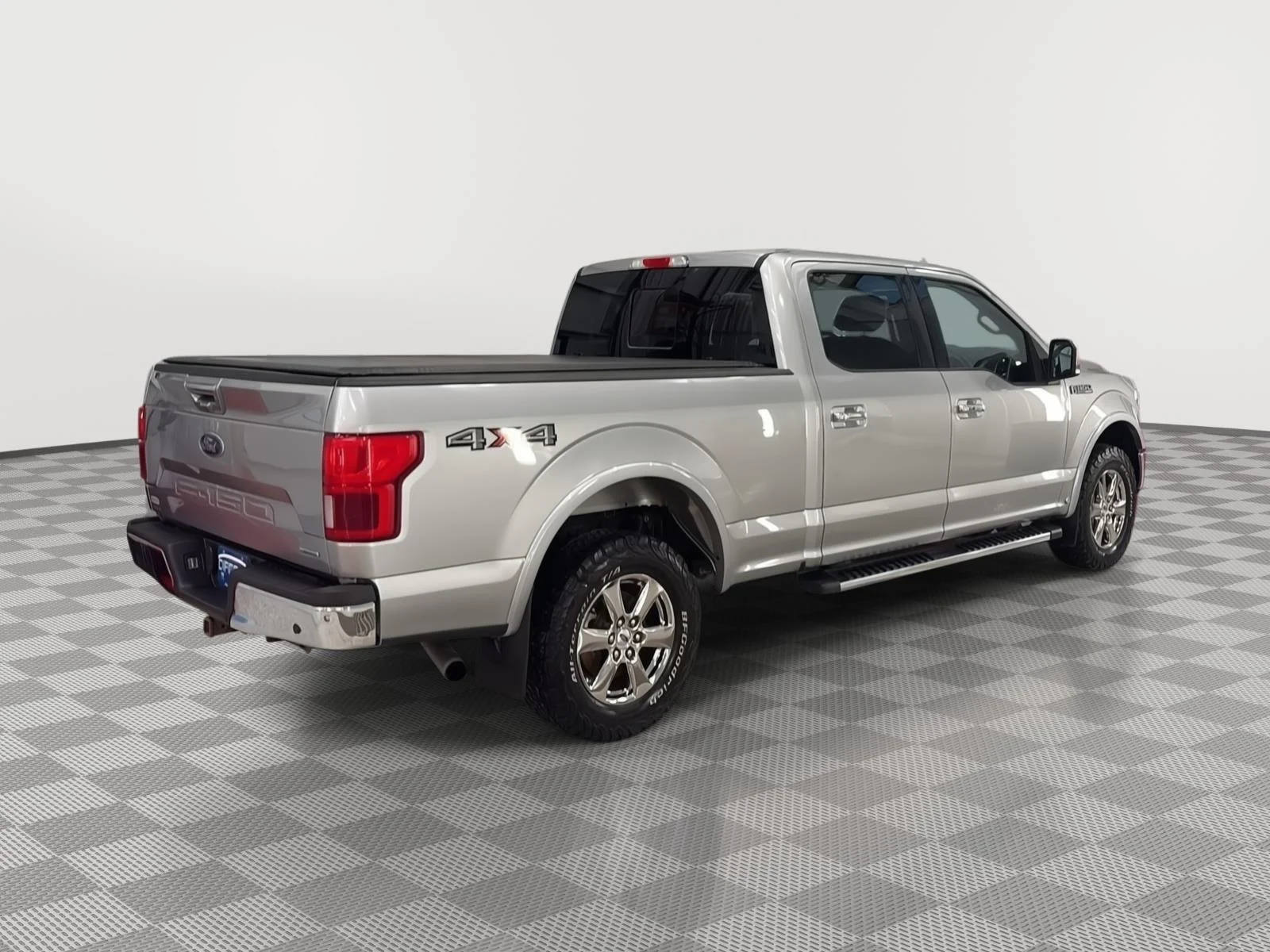 Used 2020 Iconic Silver Ford XL image 6