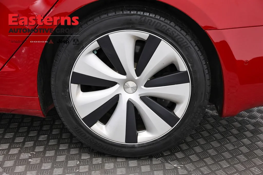 Used 2020 Red Tesla Long Range Plus image 26
