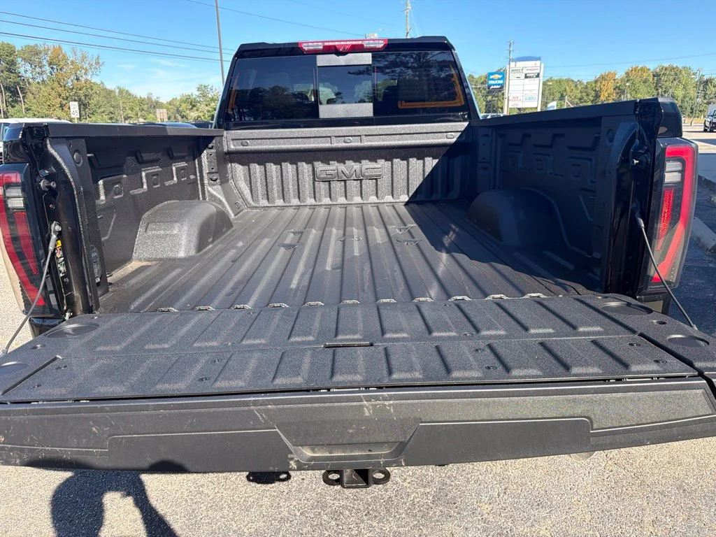 New 2026 Onyx Black GMC AT4 image 29