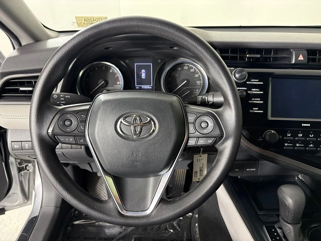 Used 2020 Silver Toyota LE image 22