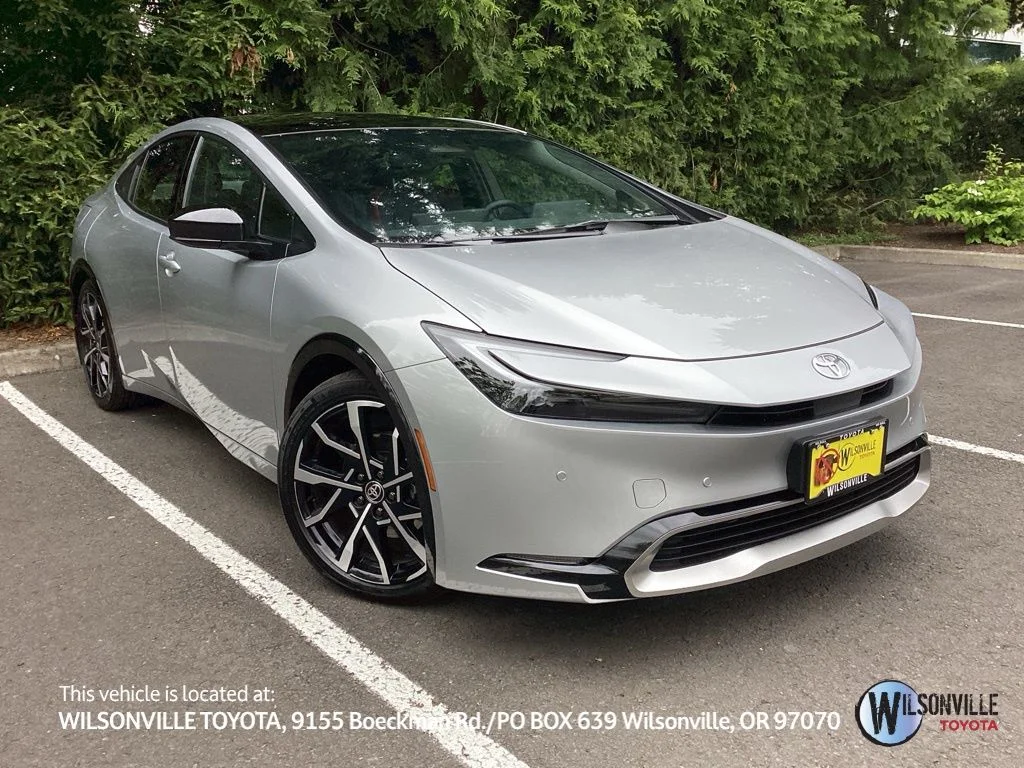 2025 Toyota Prius XSE Premium Plug-in Hybrid's photo