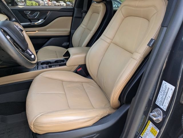 Used 2020 Blue Lincoln Reserve image 23