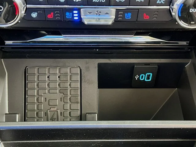 New 2026 Ford F-350SD Lariat