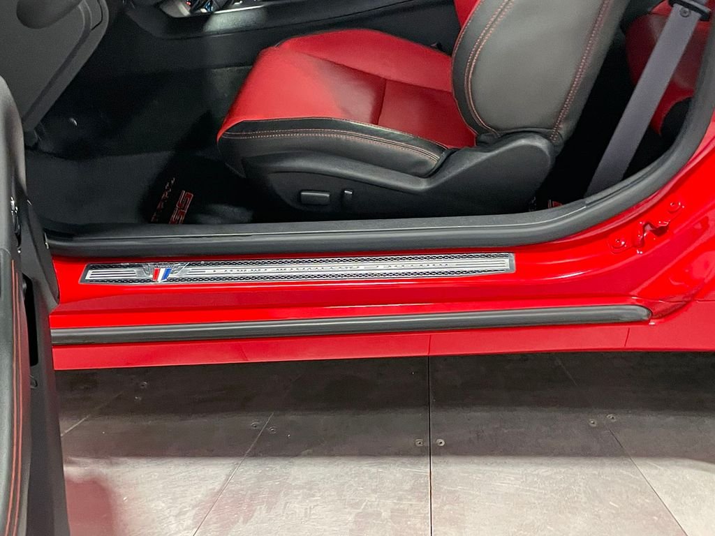 Used 2015 Red Chevrolet SS image 21