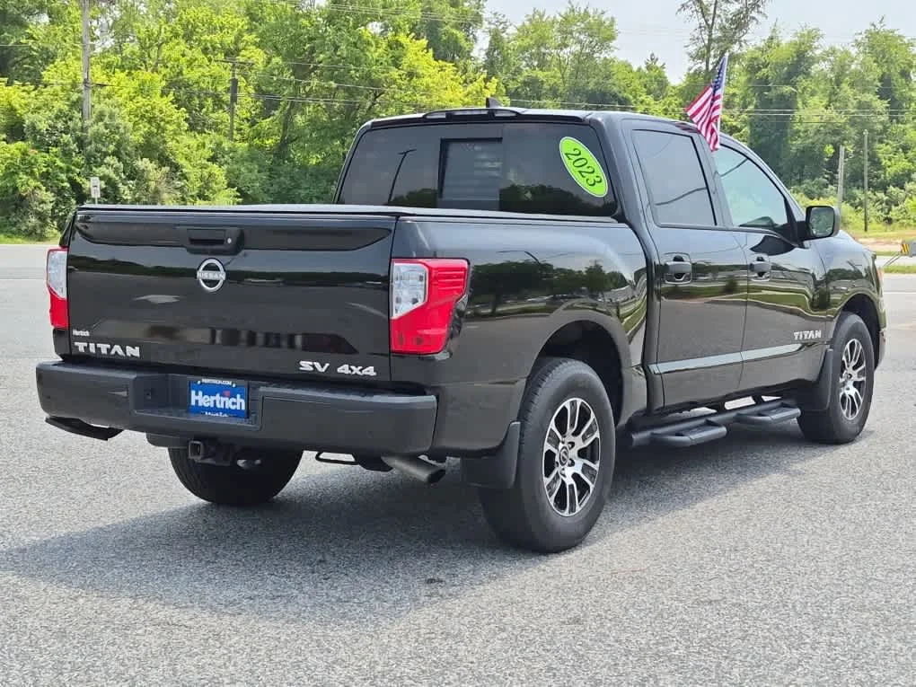 Certified Used 2023 Super Black Nissan SV image 3