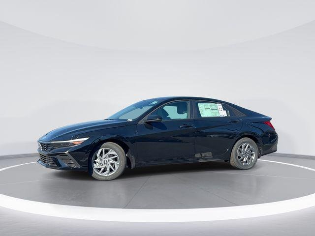 2026 Hyundai Elantra 1.6 HEV Blue's photo