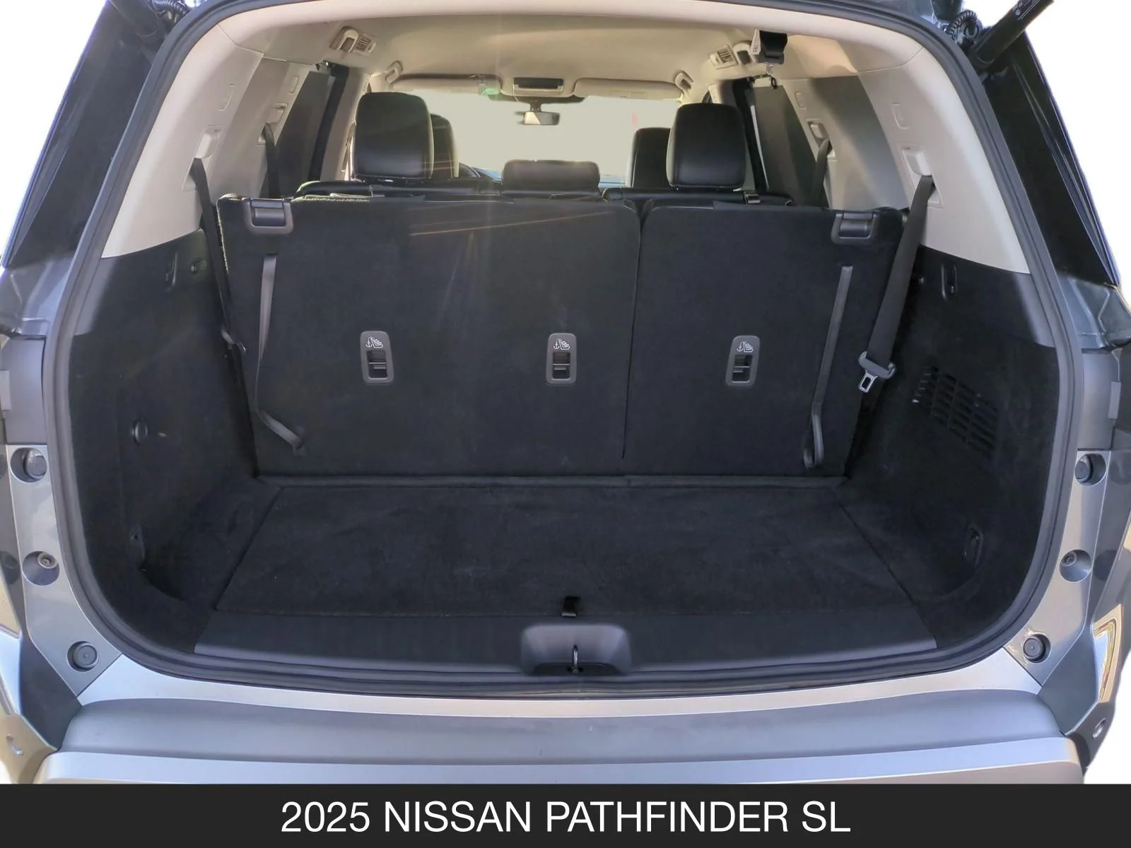 Used 2025 Gun Metallic Nissan SL image 24