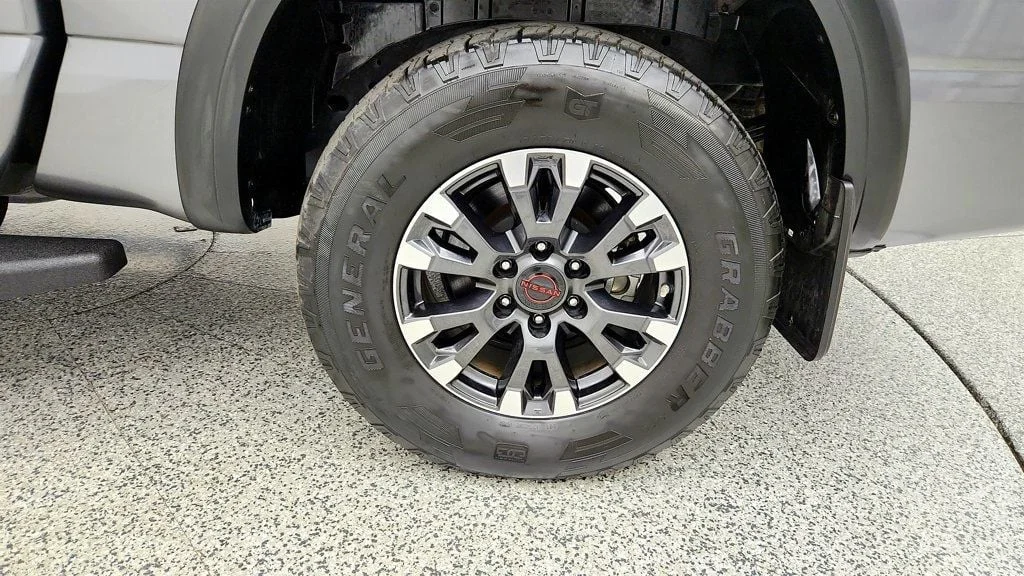 Used 2024 Gun Metallic Nissan 4x4 Crew Cab PRO-4X w/ Rugged Step Boards image 9