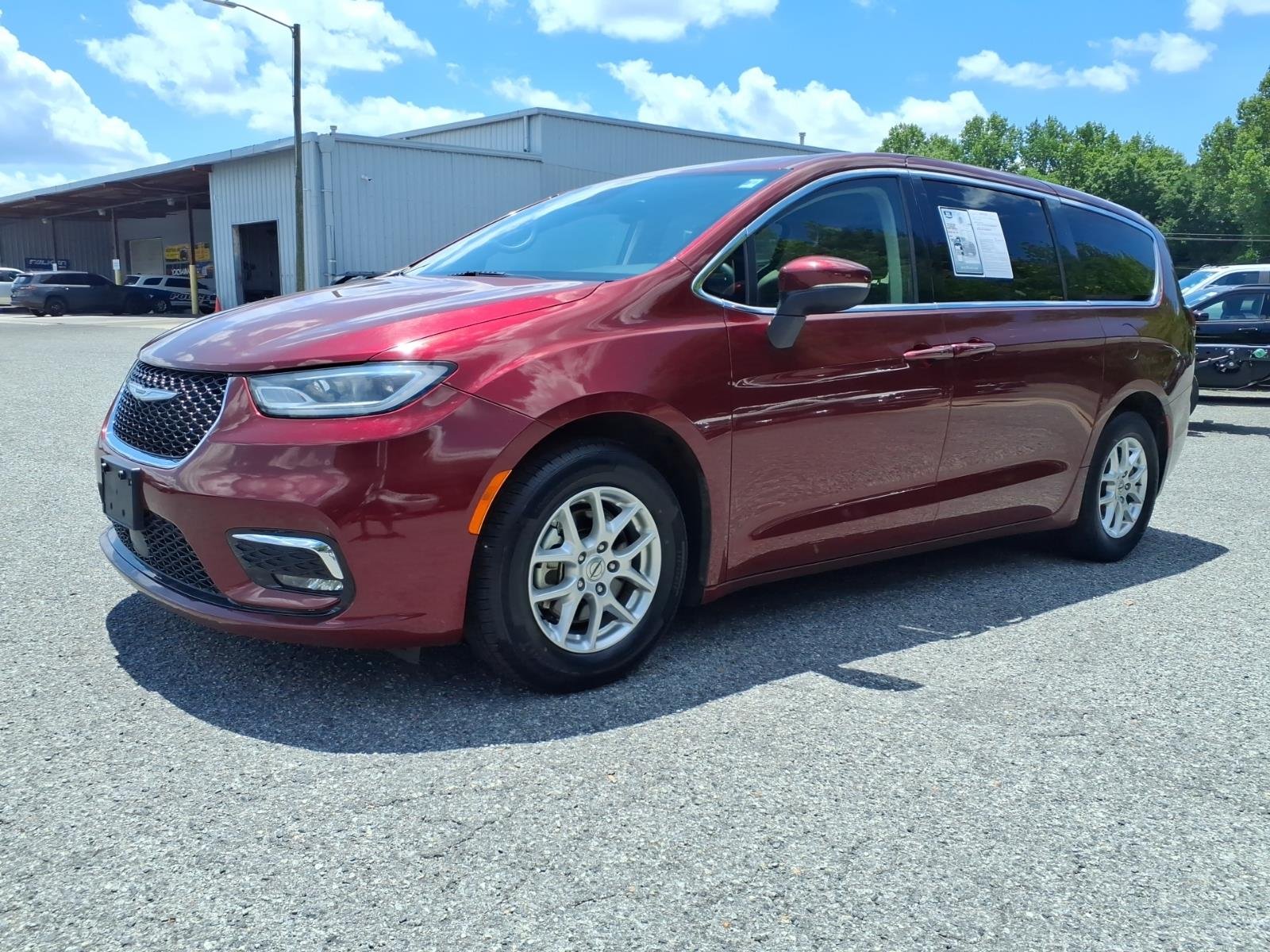 Certified Used 2023 Velvet Chrysler Touring L image 20