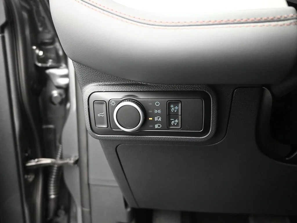 New 2026 Carbonized Gray Metallic Ford Active image 11