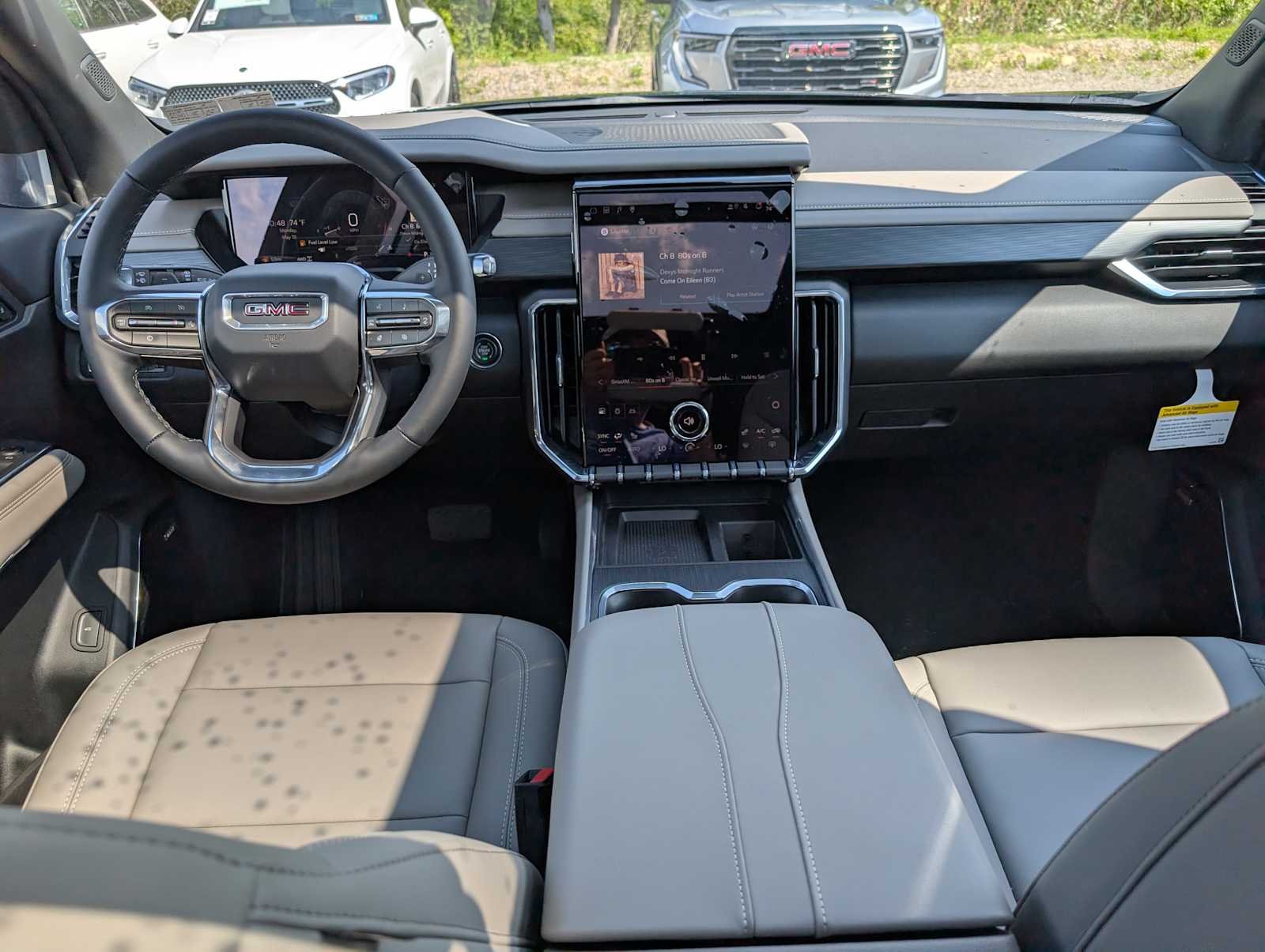 2026 GMC Acadia Elevation - Photo 12