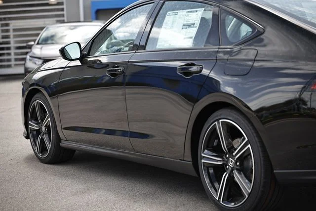 New 2026 Crystal Black Honda SE image 9