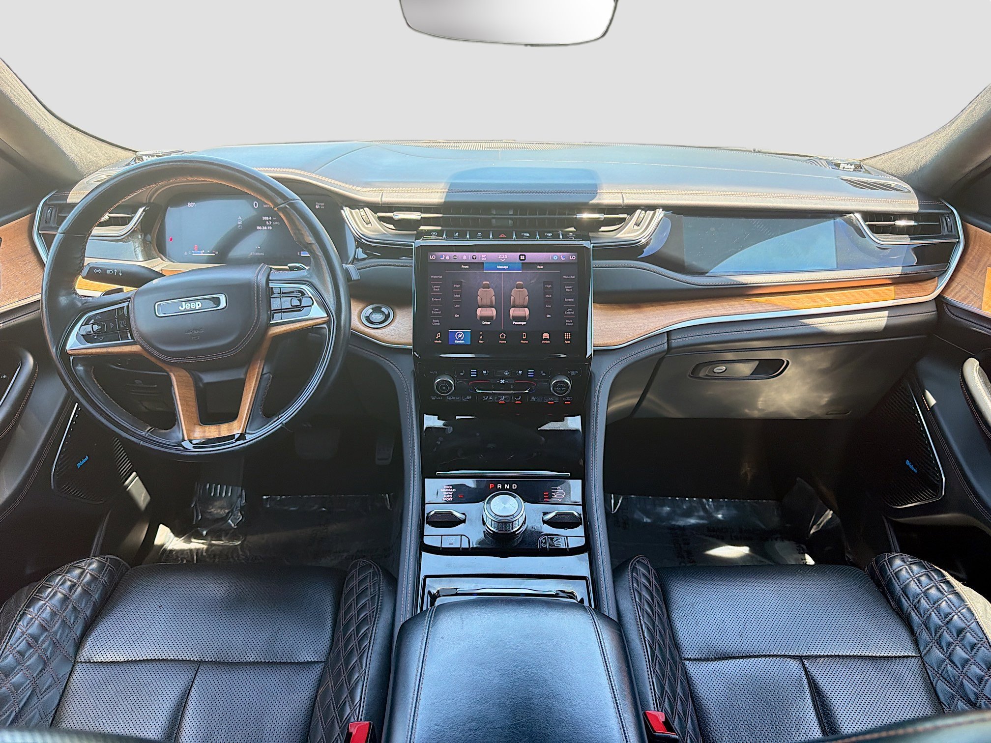 Used 2022 Diamond Black Crystal Pearlcoat Jeep Summit Reserve image 16