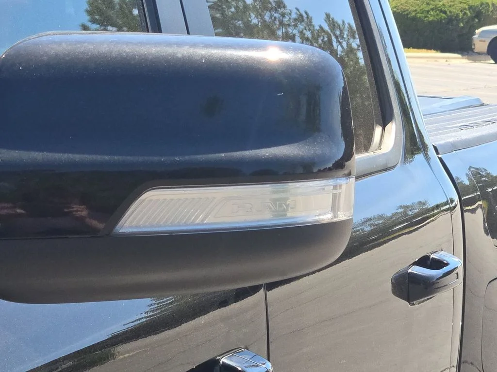 Used 2022 Black Ram Laramie image 23