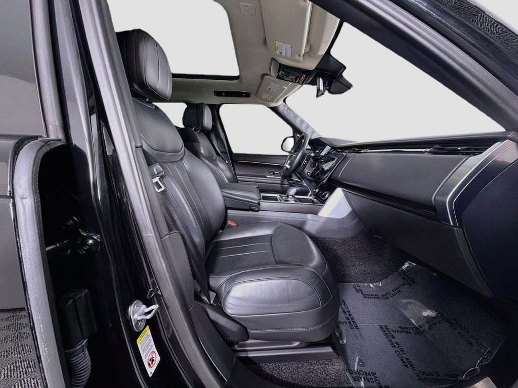 Certified Used 2023 Black Land Rover First Edition image 31
