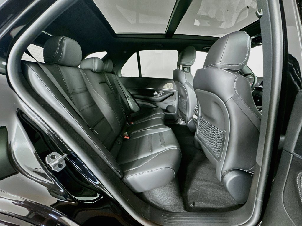 New 2027 Obsidian Black Metallic Mercedes-Benz  image 28