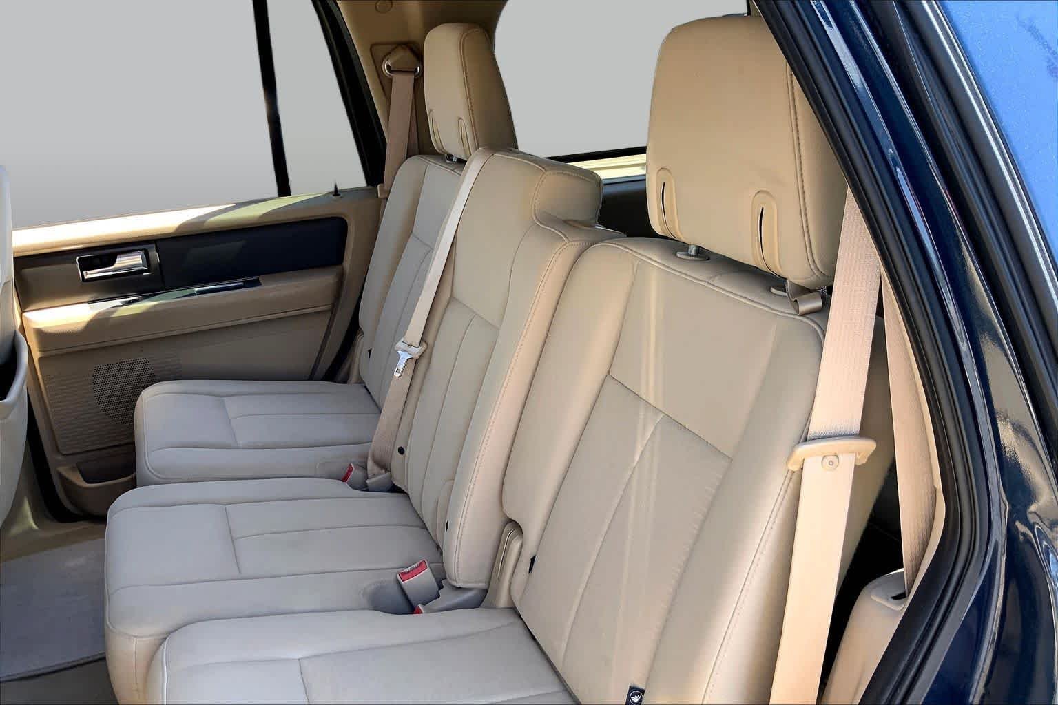 Used 2014 Blue Jeans Metallic Ford XLT image 17