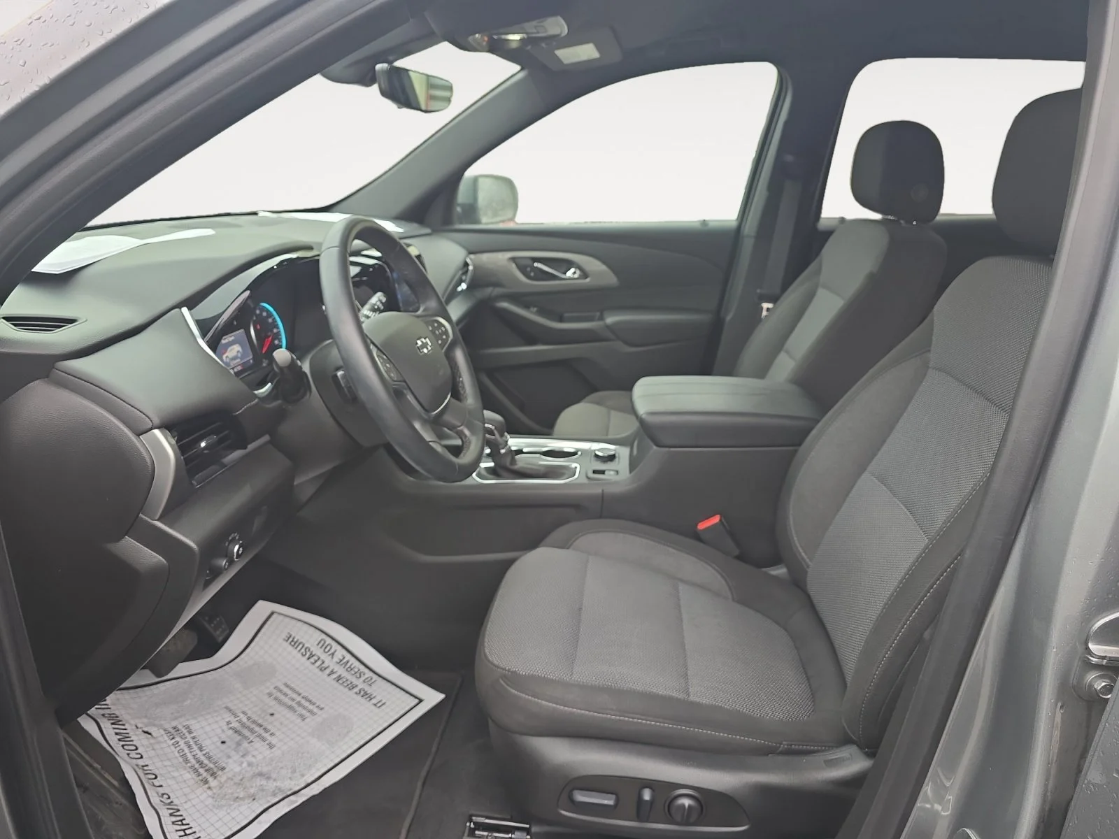 Used 2024 Sterling Gray Metallic Chevrolet LT Cloth image 21