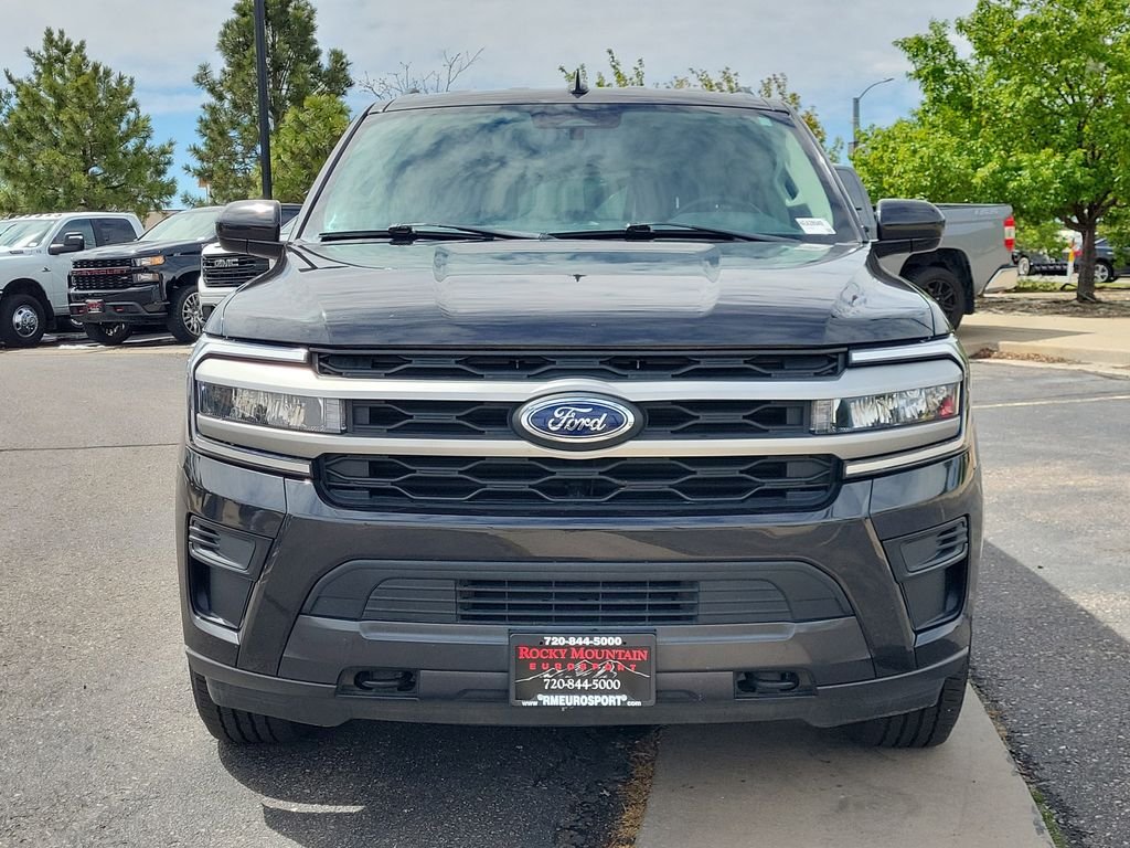 Used 2022 Black Ford XLT image 9