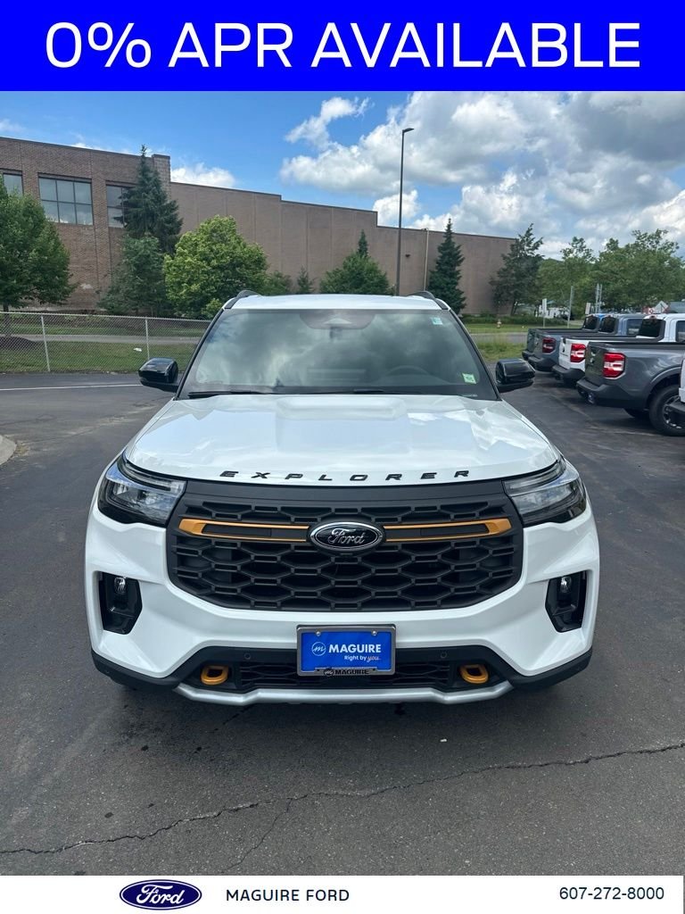 New 2026 White Metallic Ford Tremor® image 2