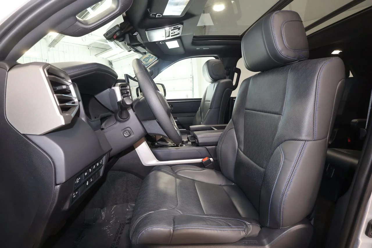 2026 Toyota Sequoia Platinum - Photo 24