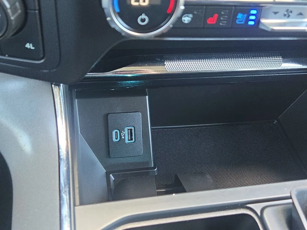 Used 2021 Black Ford Lariat image 47