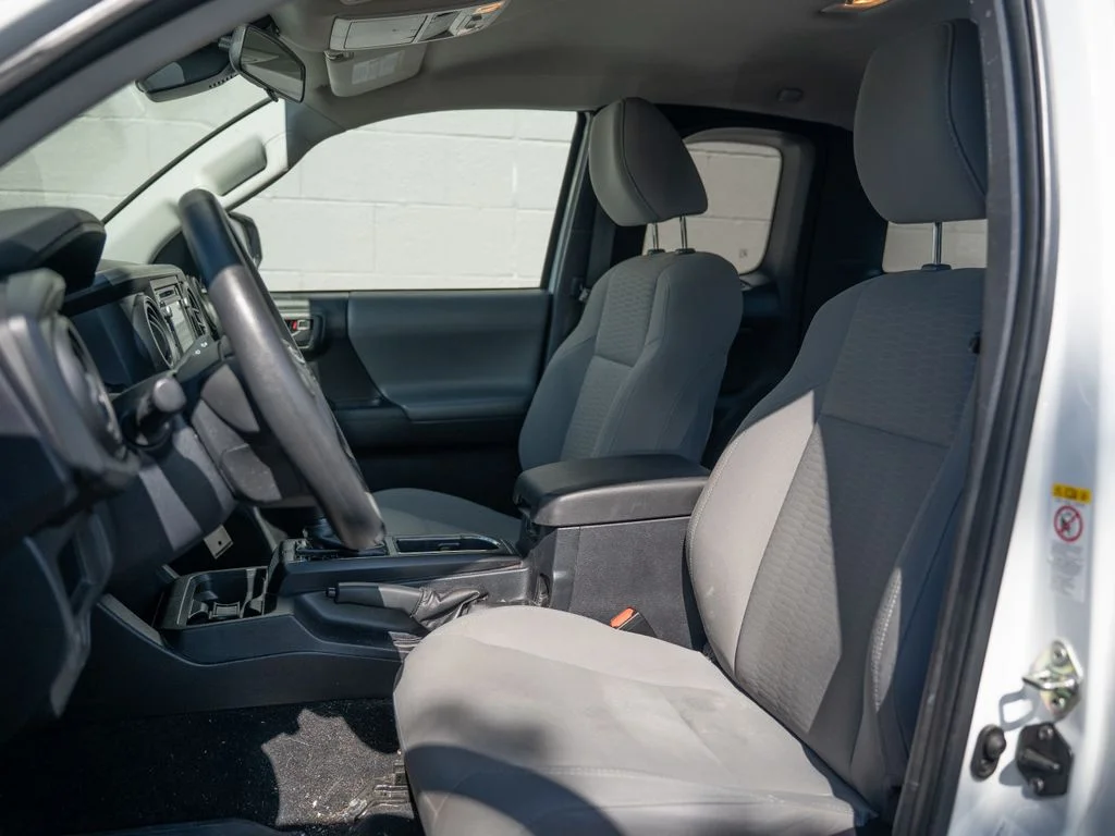 Used 2019 White Toyota SR image 5