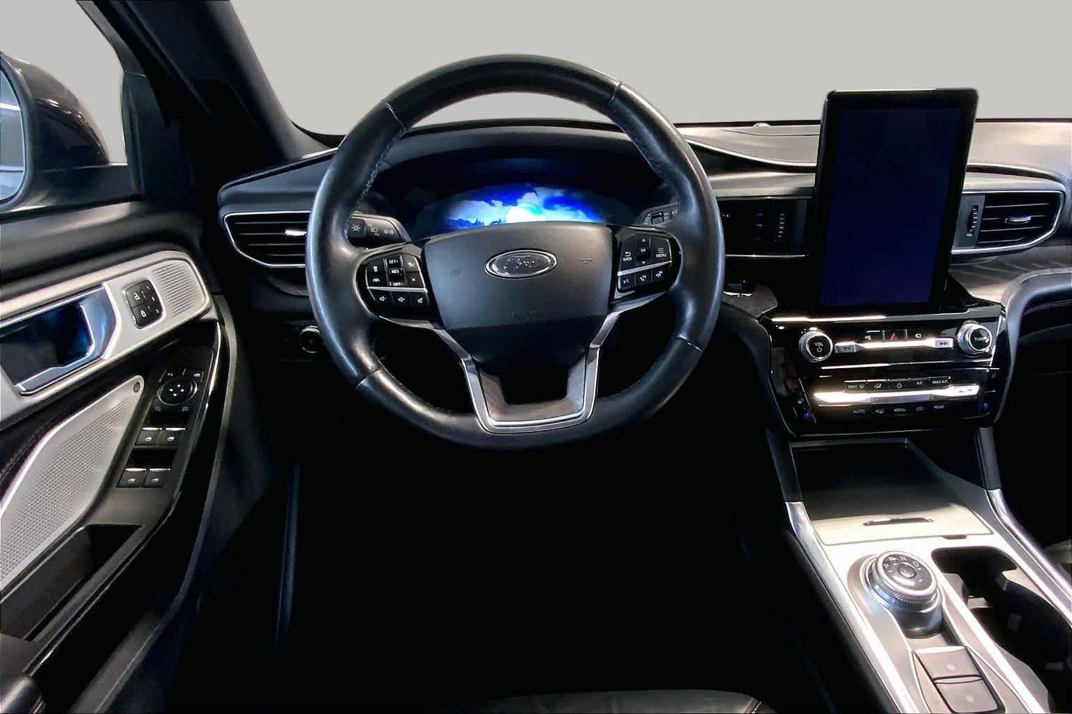 Used 2022 Carbonized Gray Ford Platinum image 5