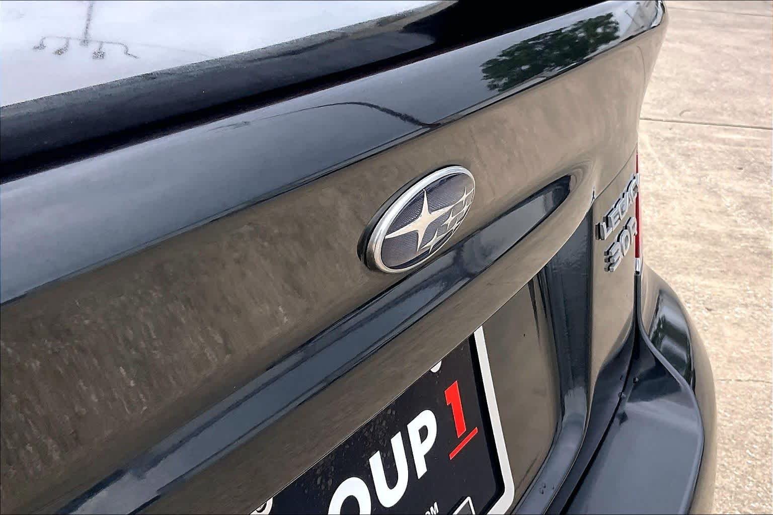 Used 2009 Obsidian Black Subaru 3.0R Ltd image 25