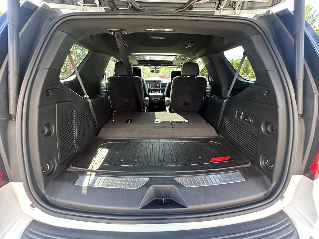Used 2021 White GMC Denali image 30