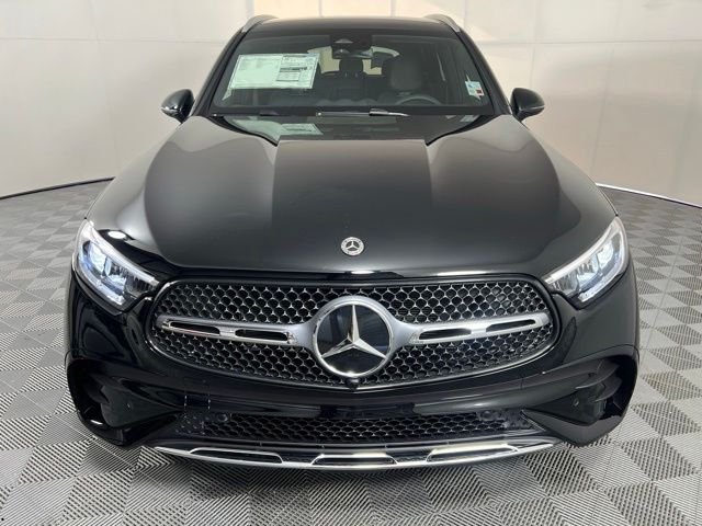 New 2026 Black Mercedes-Benz GLC 300 image 2