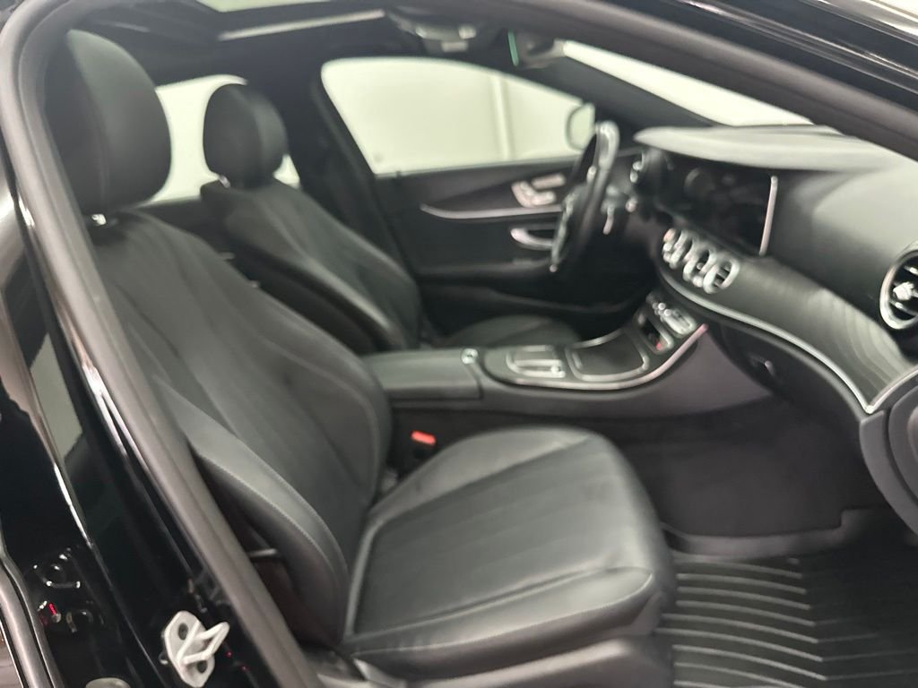 Used 2022 Black Mercedes-Benz E 350 image 32