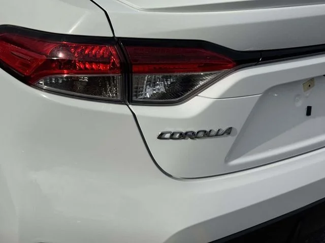 Used 2025 White Toyota SE image 15